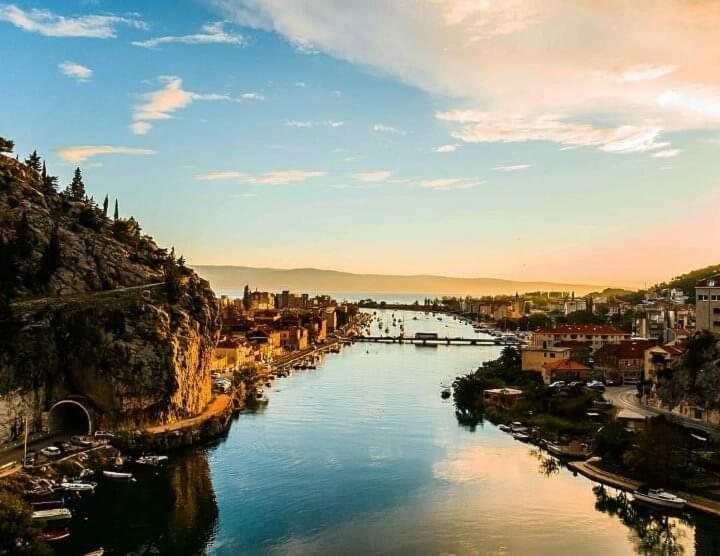 Apartman *Sanja* Omis Διαμέρισμα Εξωτερικό φωτογραφία