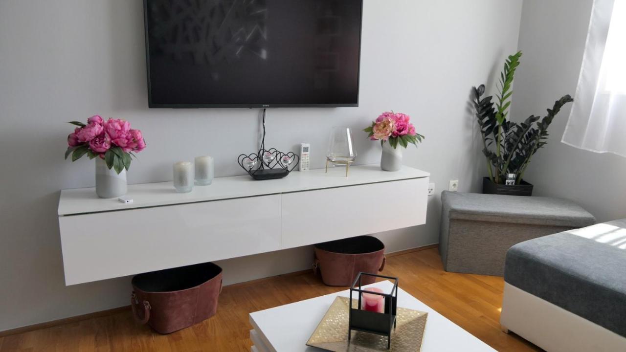 Apartman *Sanja* Omis Διαμέρισμα Εξωτερικό φωτογραφία